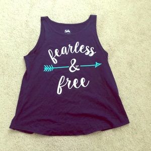 I’m selling a tank top.